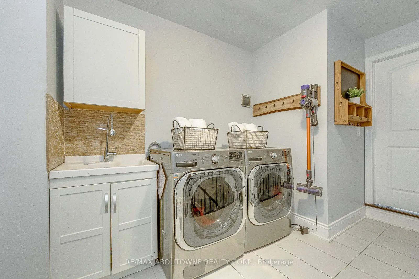 20 Vinegar Hill Street