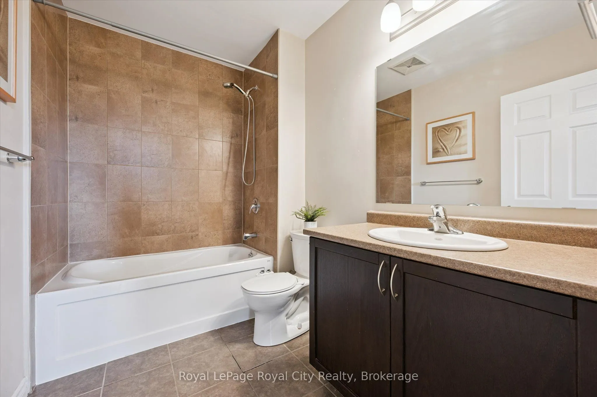 2 Colonial Drive, #207