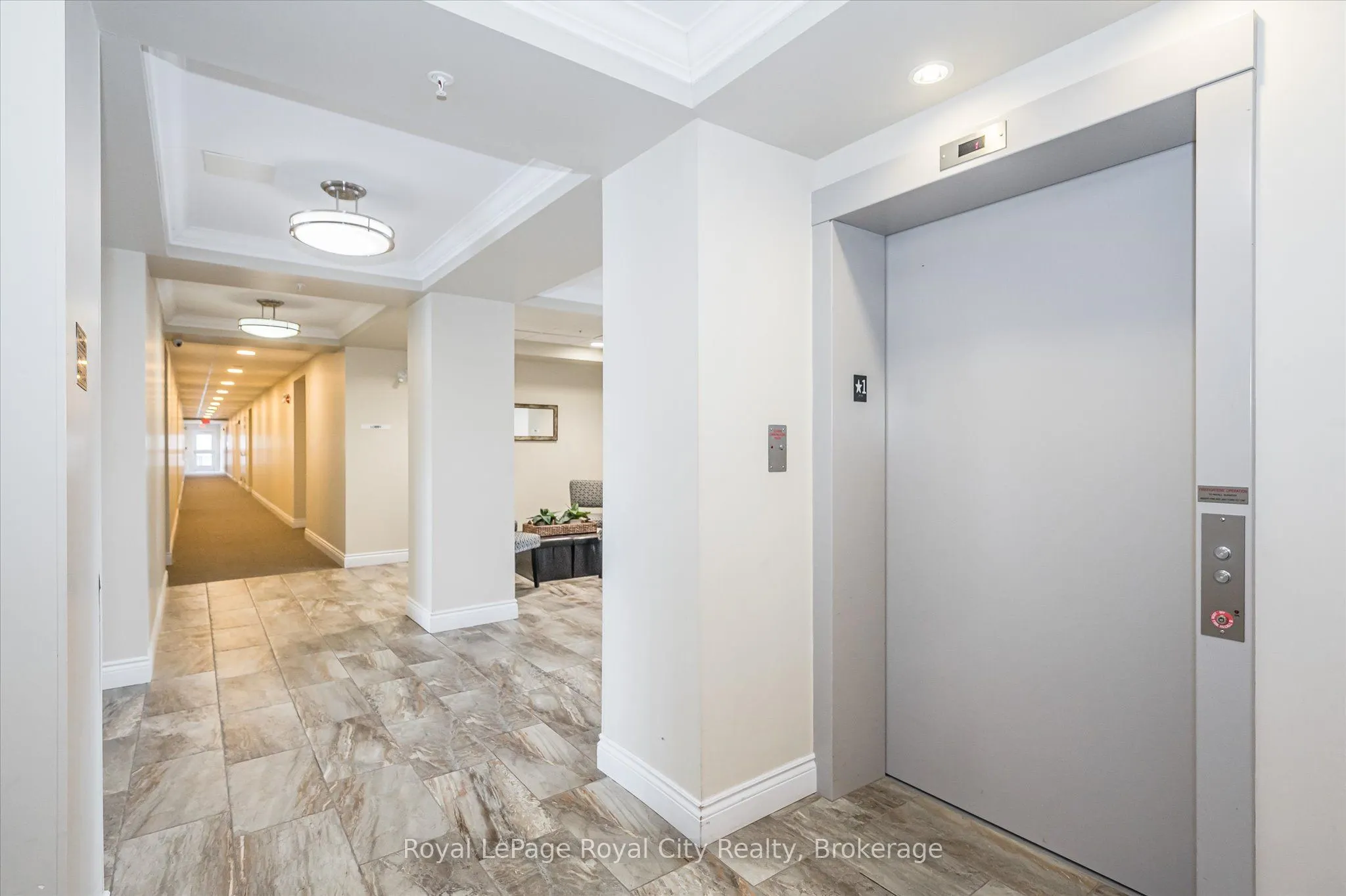 2 Colonial Drive, #207