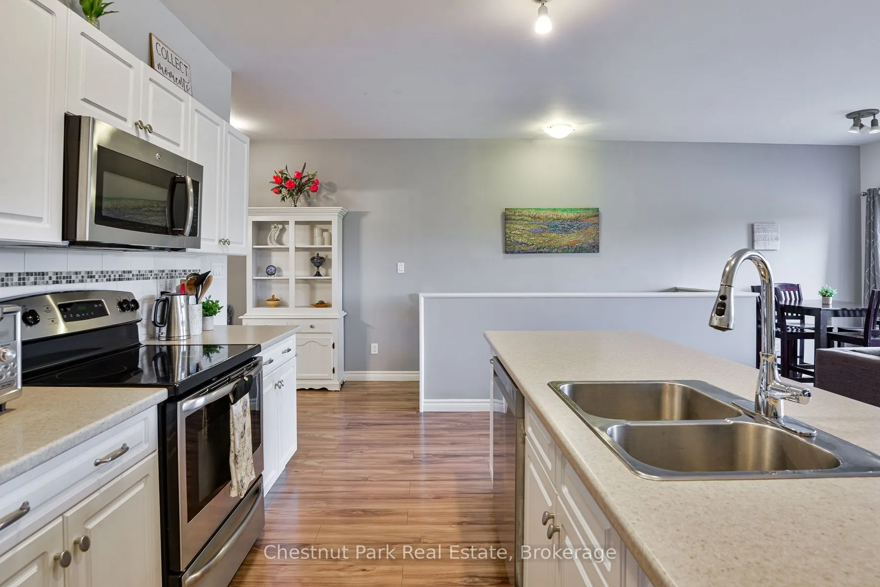 99 Main Street W, #5