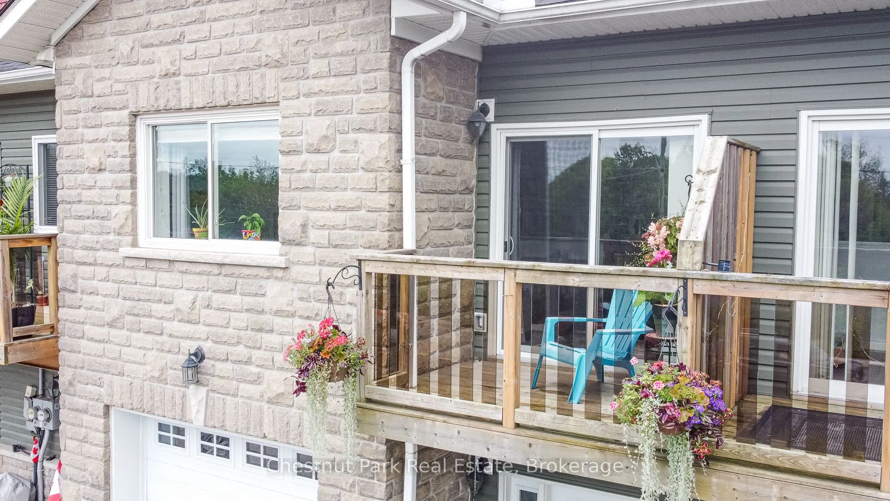 99 Main Street W, #5