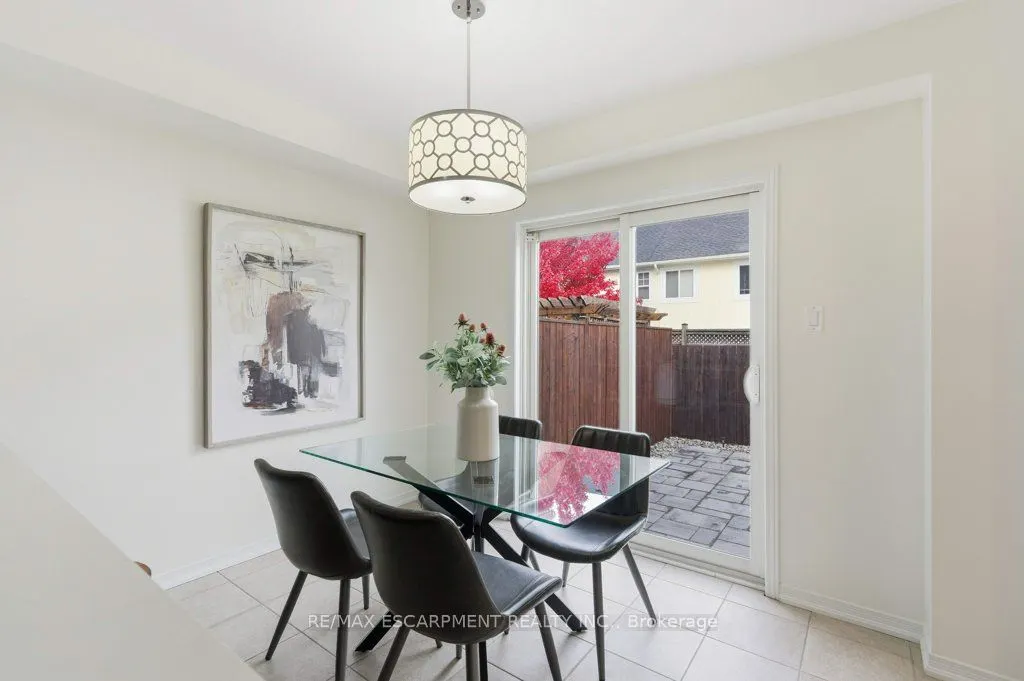 113 Thornlodge Drive