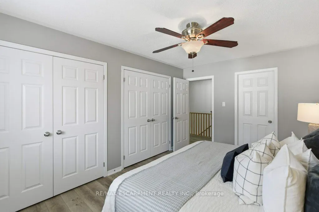 113 Thornlodge Drive