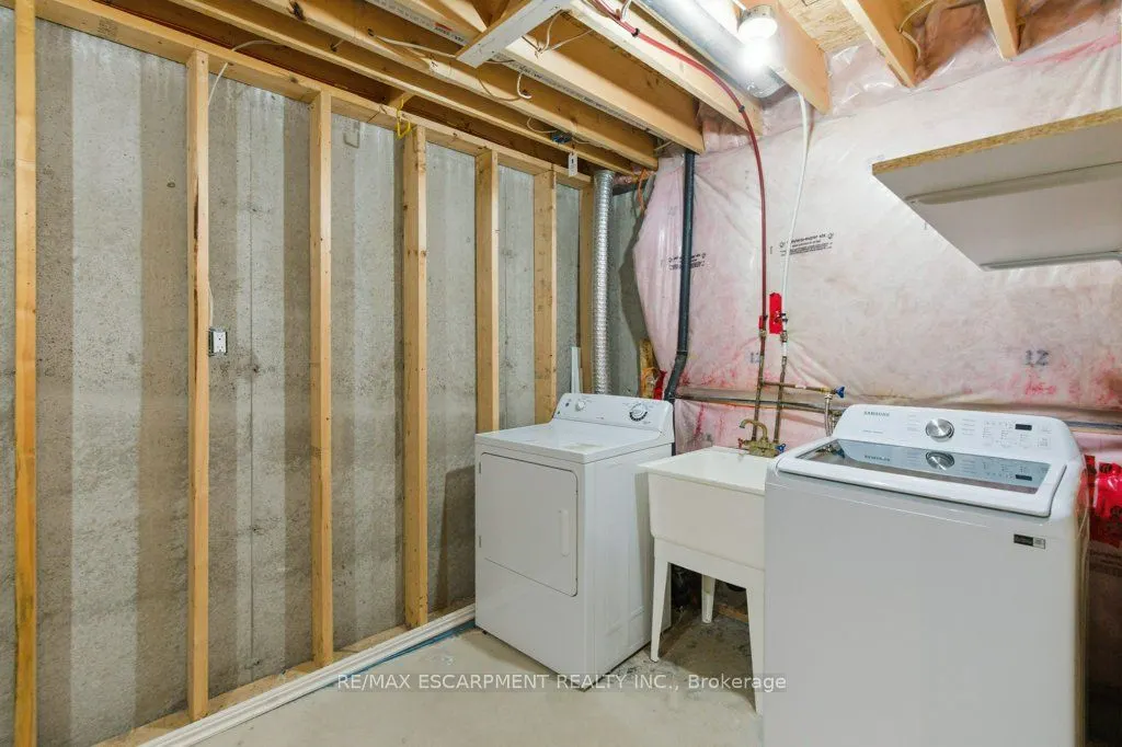 113 Thornlodge Drive