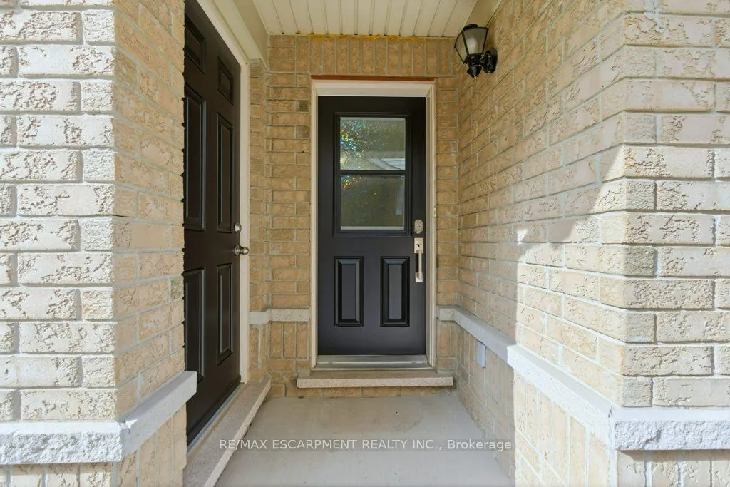 113 Thornlodge Drive