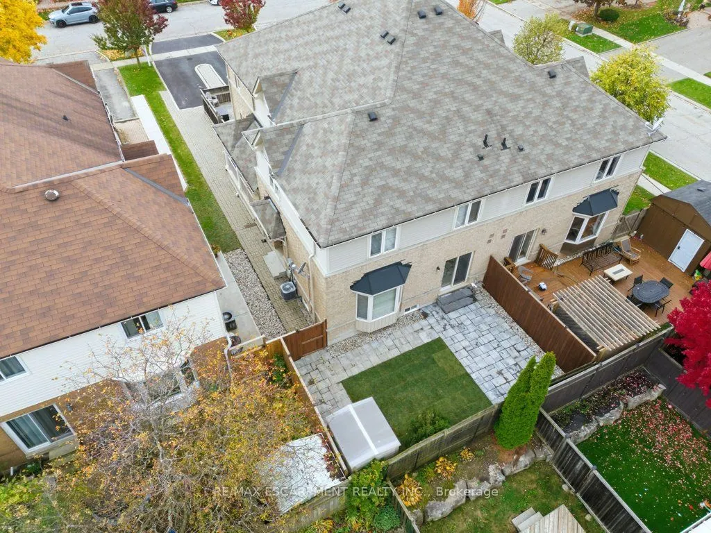 113 Thornlodge Drive