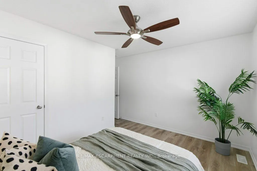 113 Thornlodge Drive