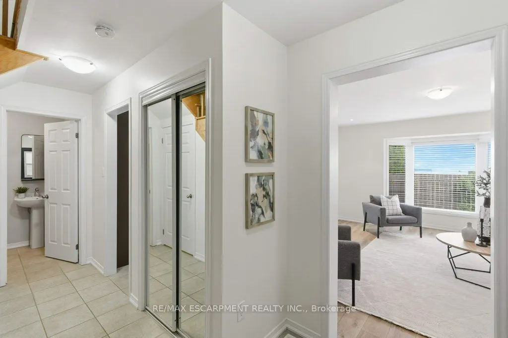 113 Thornlodge Drive