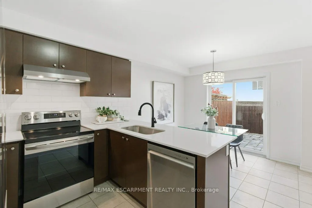 113 Thornlodge Drive