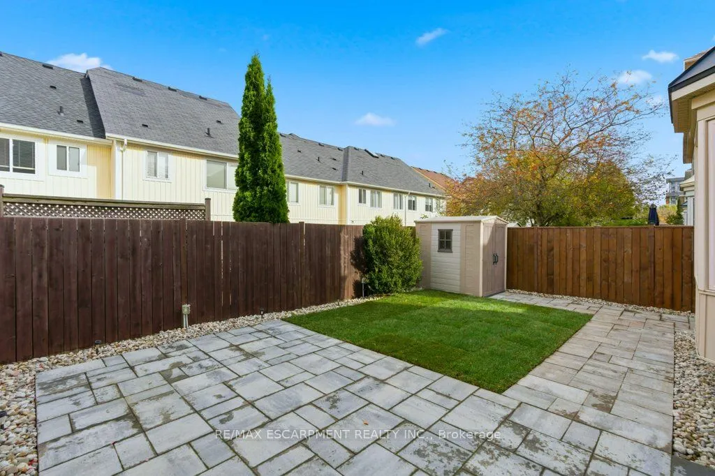 113 Thornlodge Drive