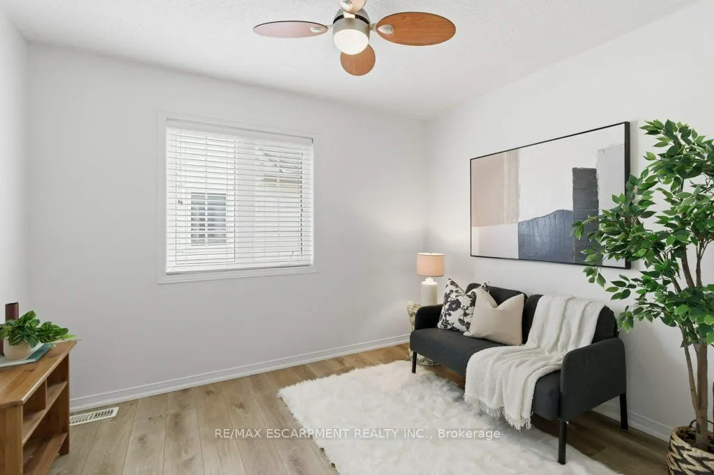 113 Thornlodge Drive