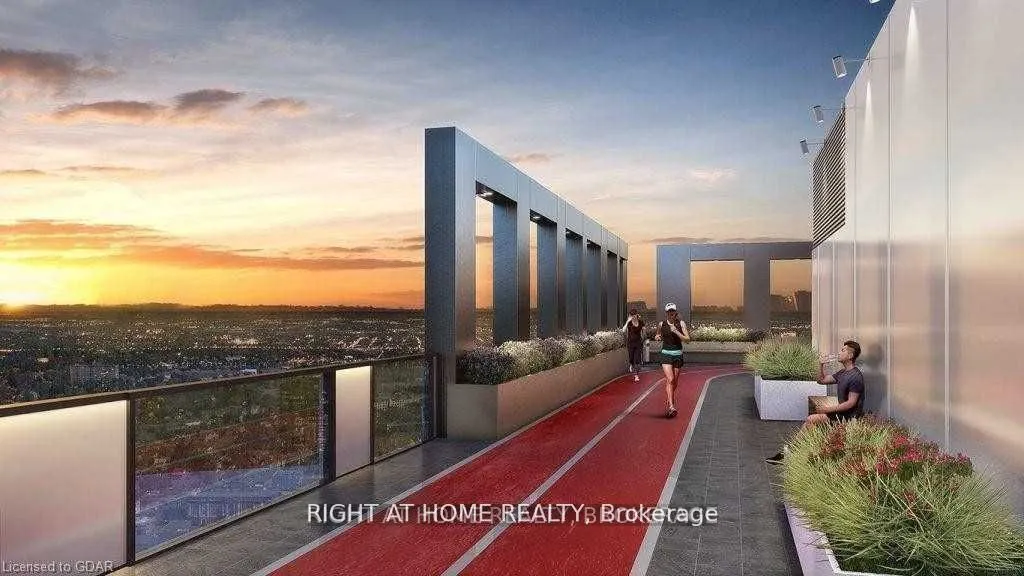 55 Duke Street W, #218