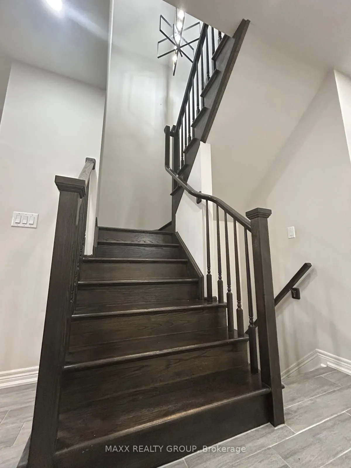 9334 Shoveller Drive