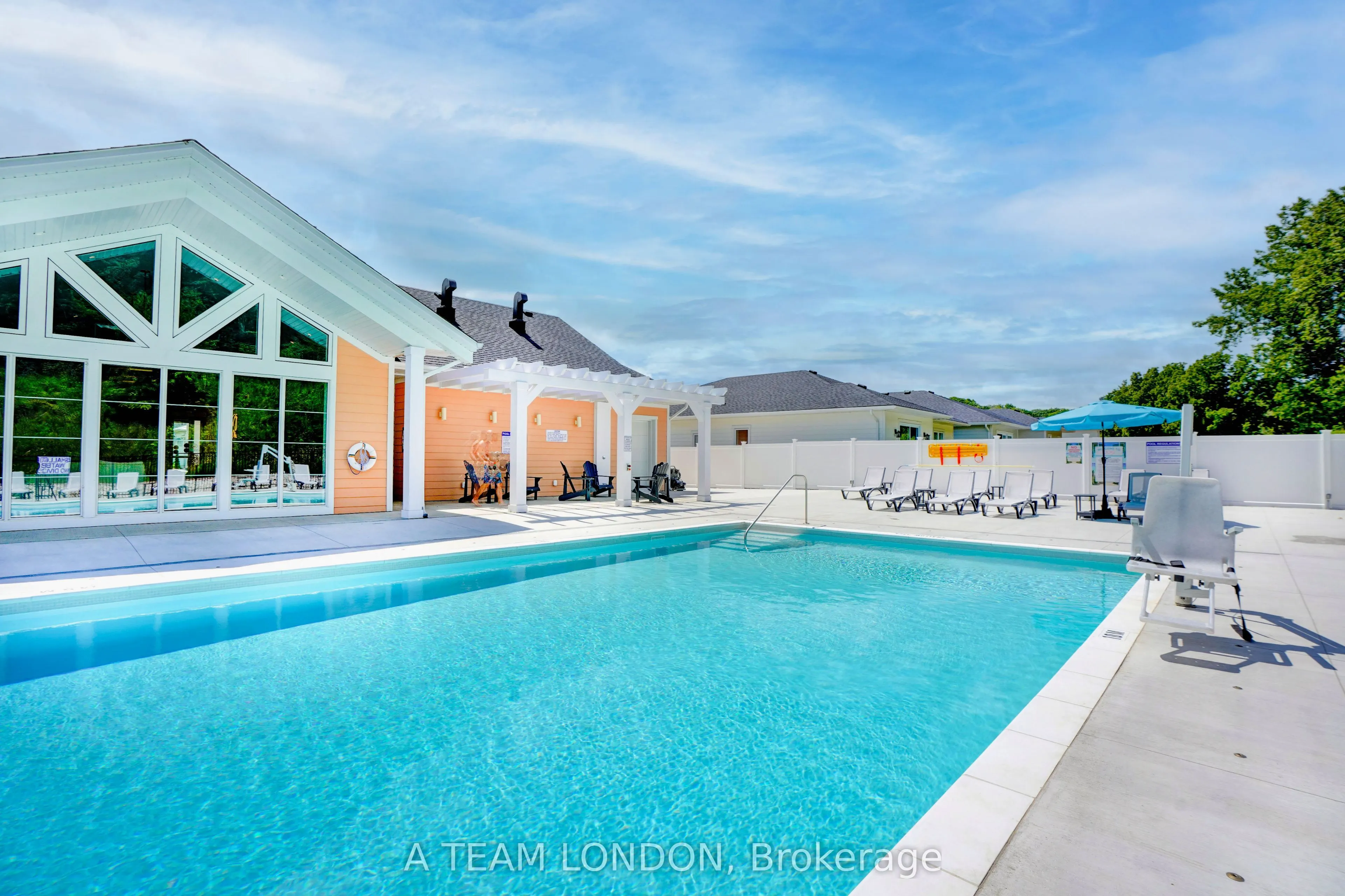 100 The Promenade N, #409