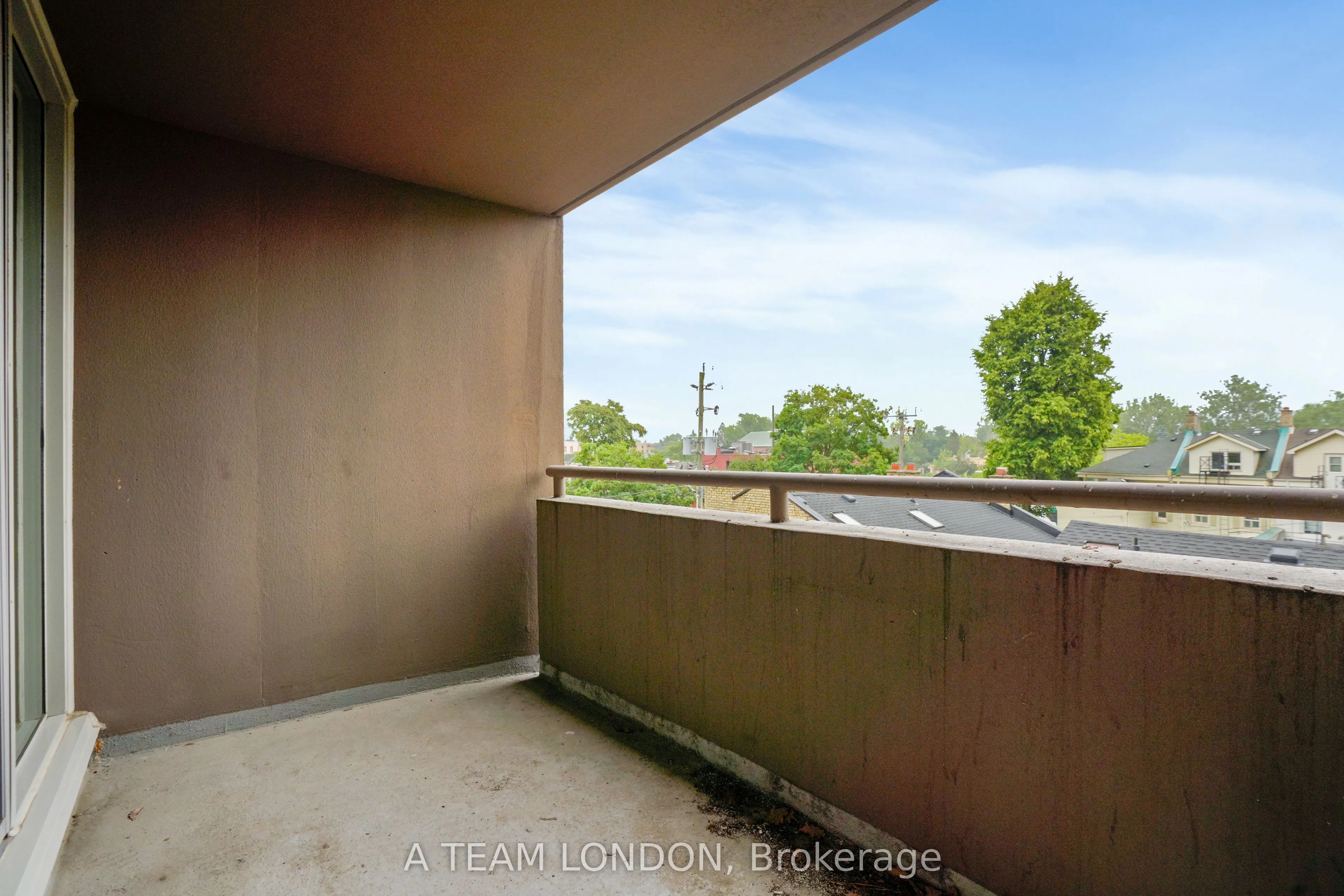 155 Kent Street, #407