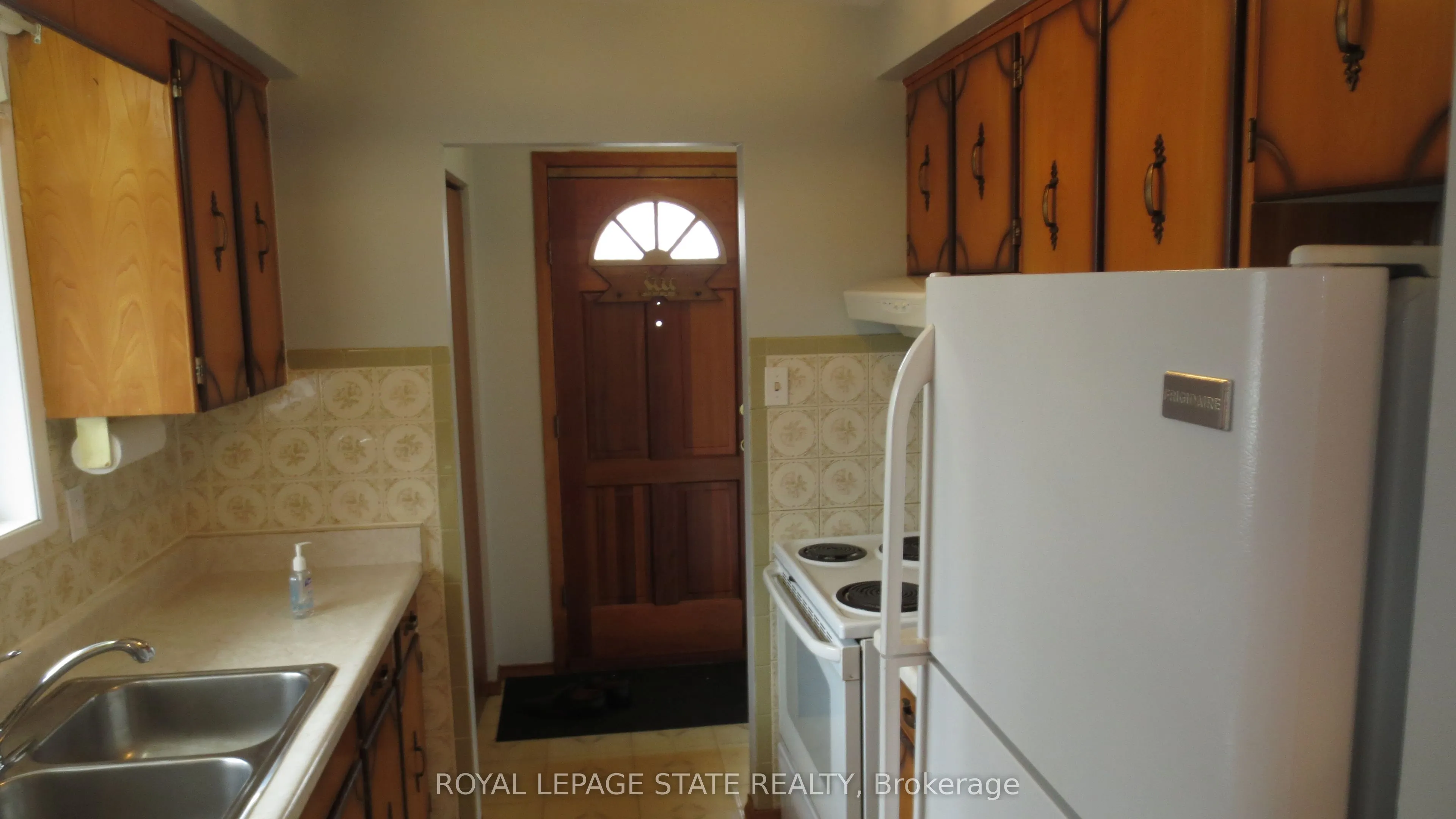 22 Catalina Drive, #Upper