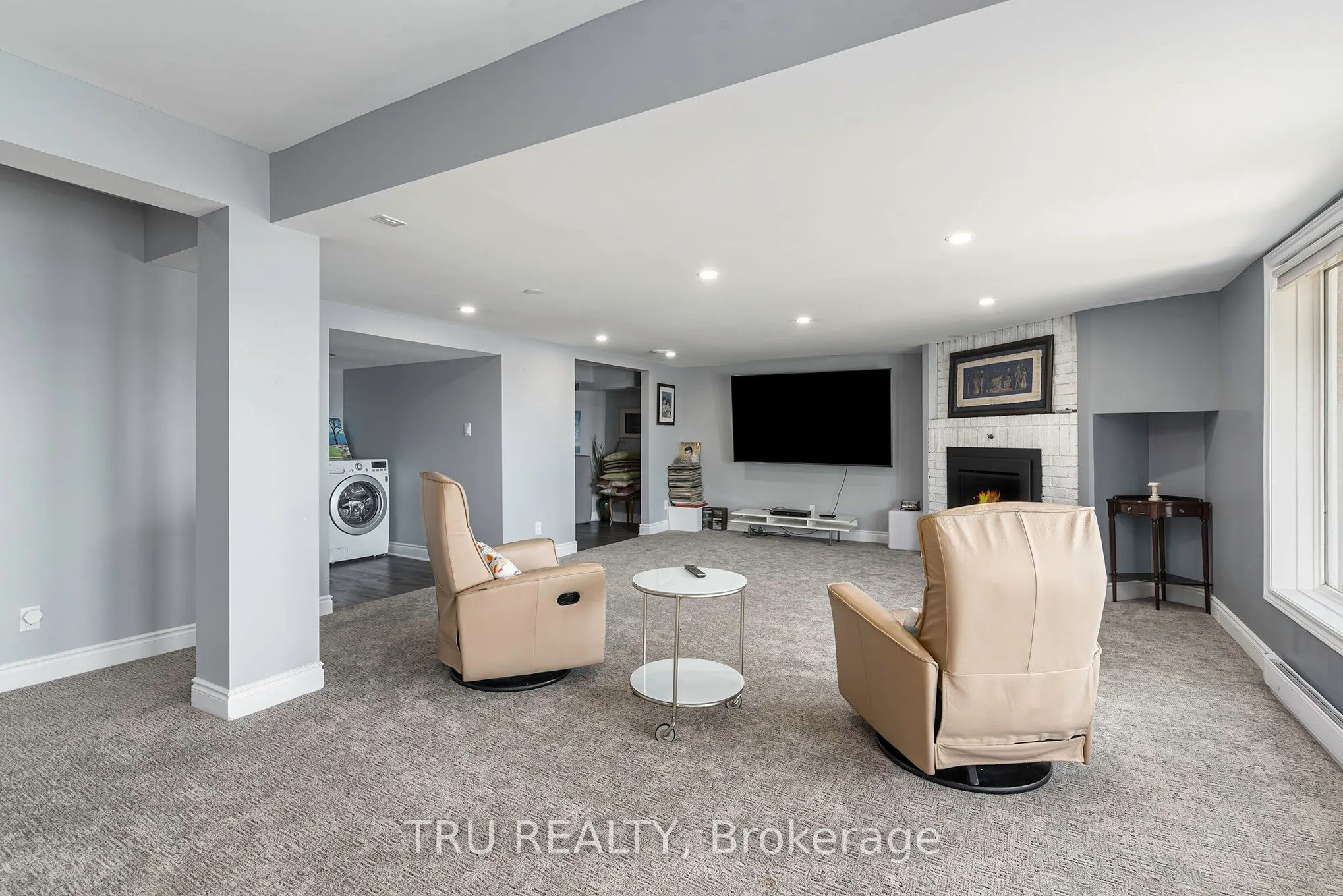 1915 REGIONAL ROAD 174 Highway