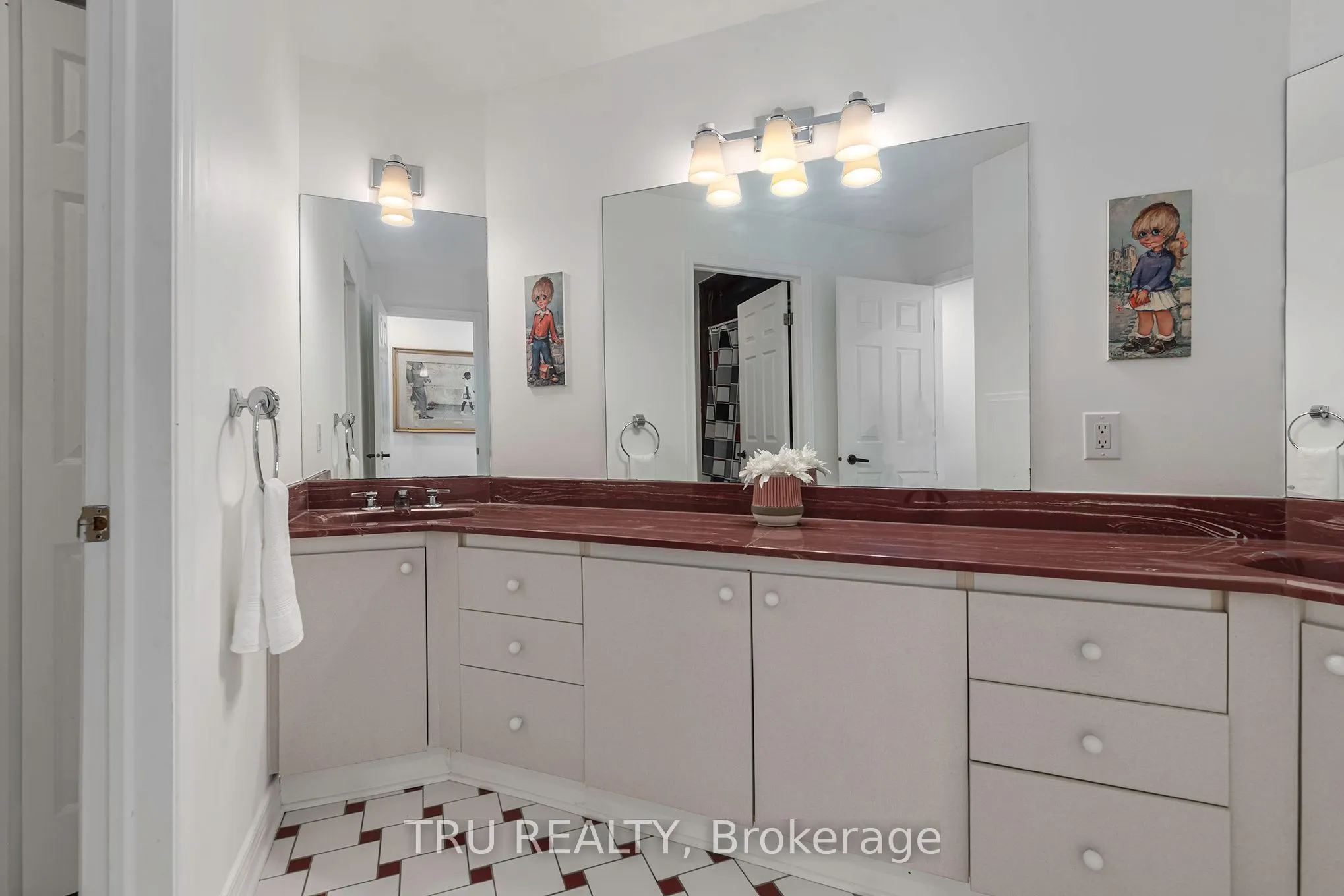 1915 REGIONAL ROAD 174 Highway