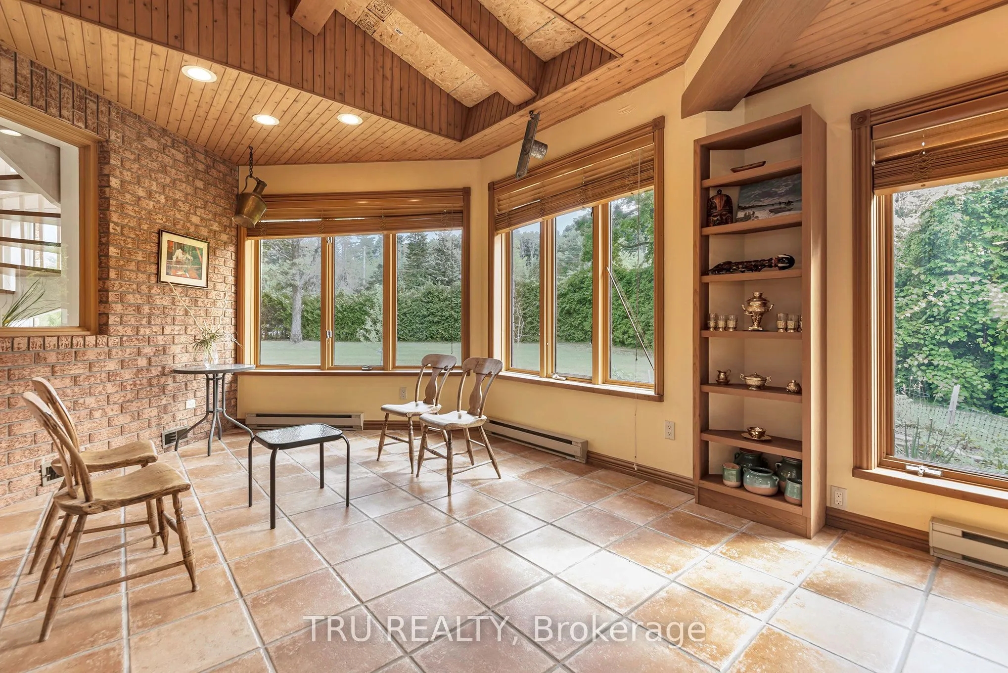 1915 REGIONAL ROAD 174 Highway