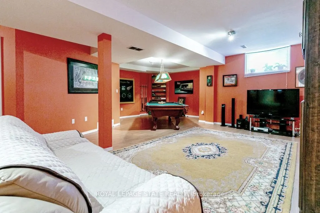 54 Falconridge Drive