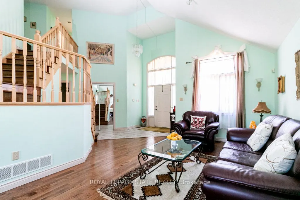 54 Falconridge Drive