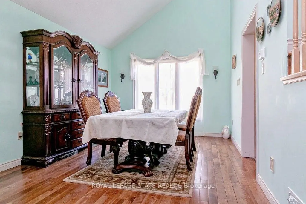 54 Falconridge Drive