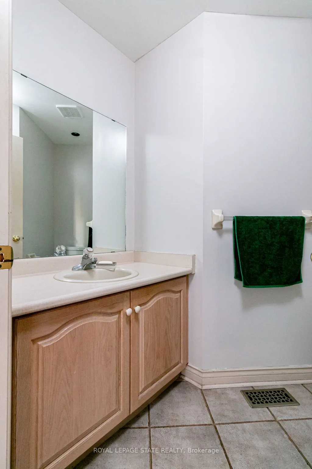 54 Falconridge Drive