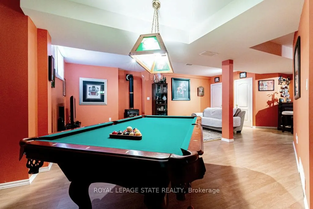 54 Falconridge Drive