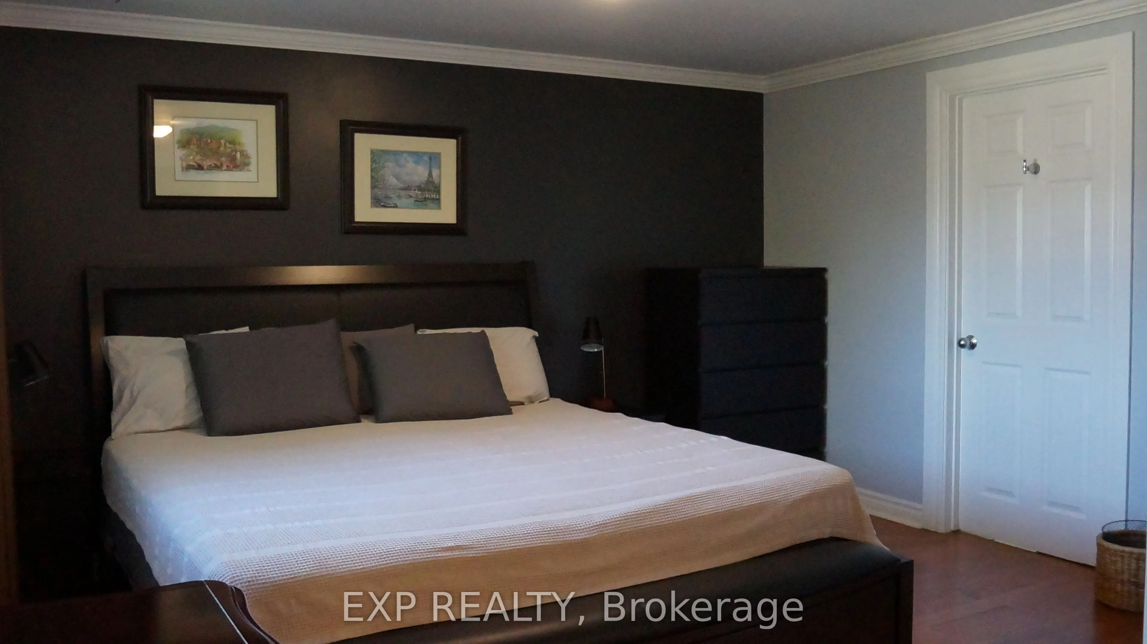 249 Whitelock Street