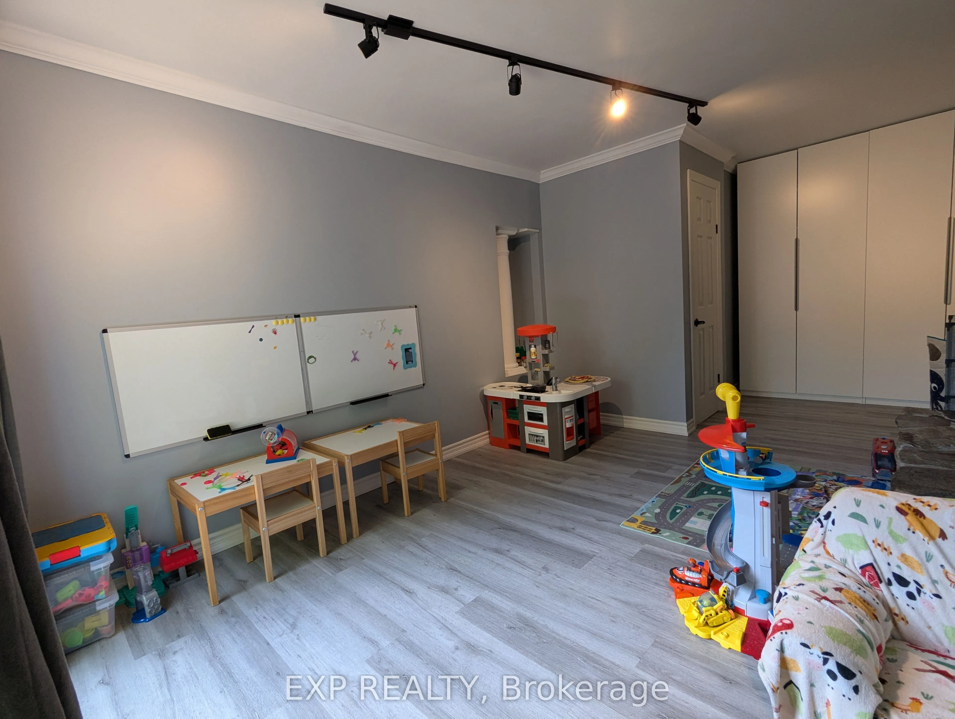 249 Whitelock Street