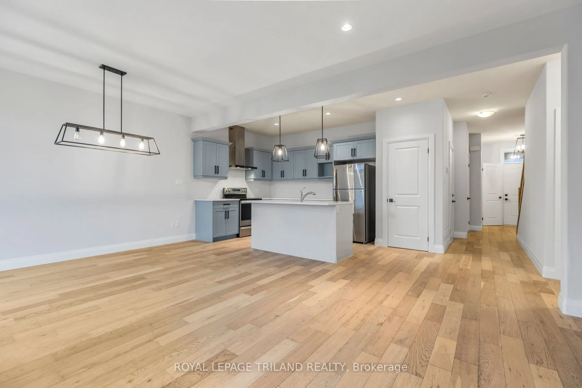 1091 Upperpoint Avenue