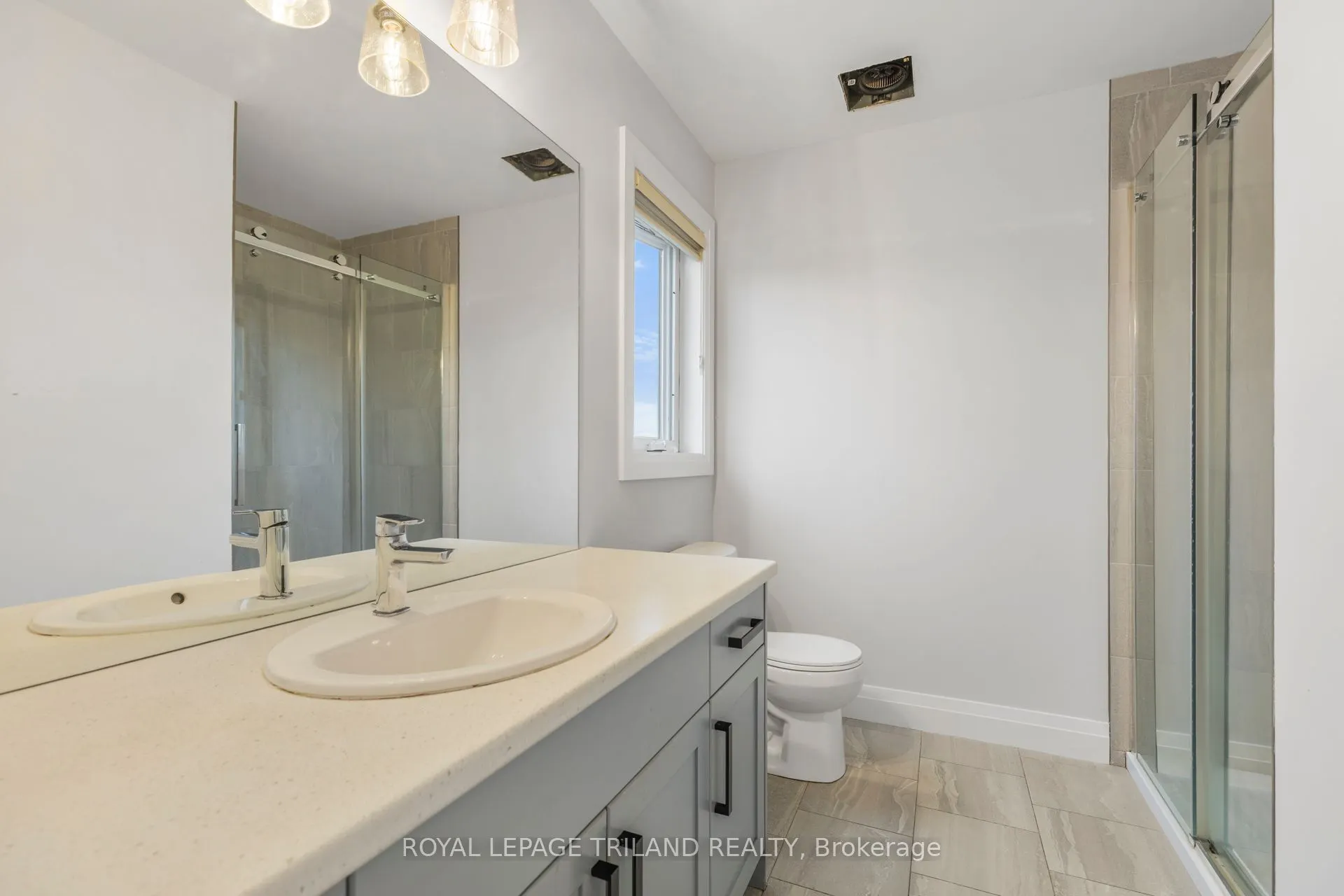 1091 Upperpoint Avenue