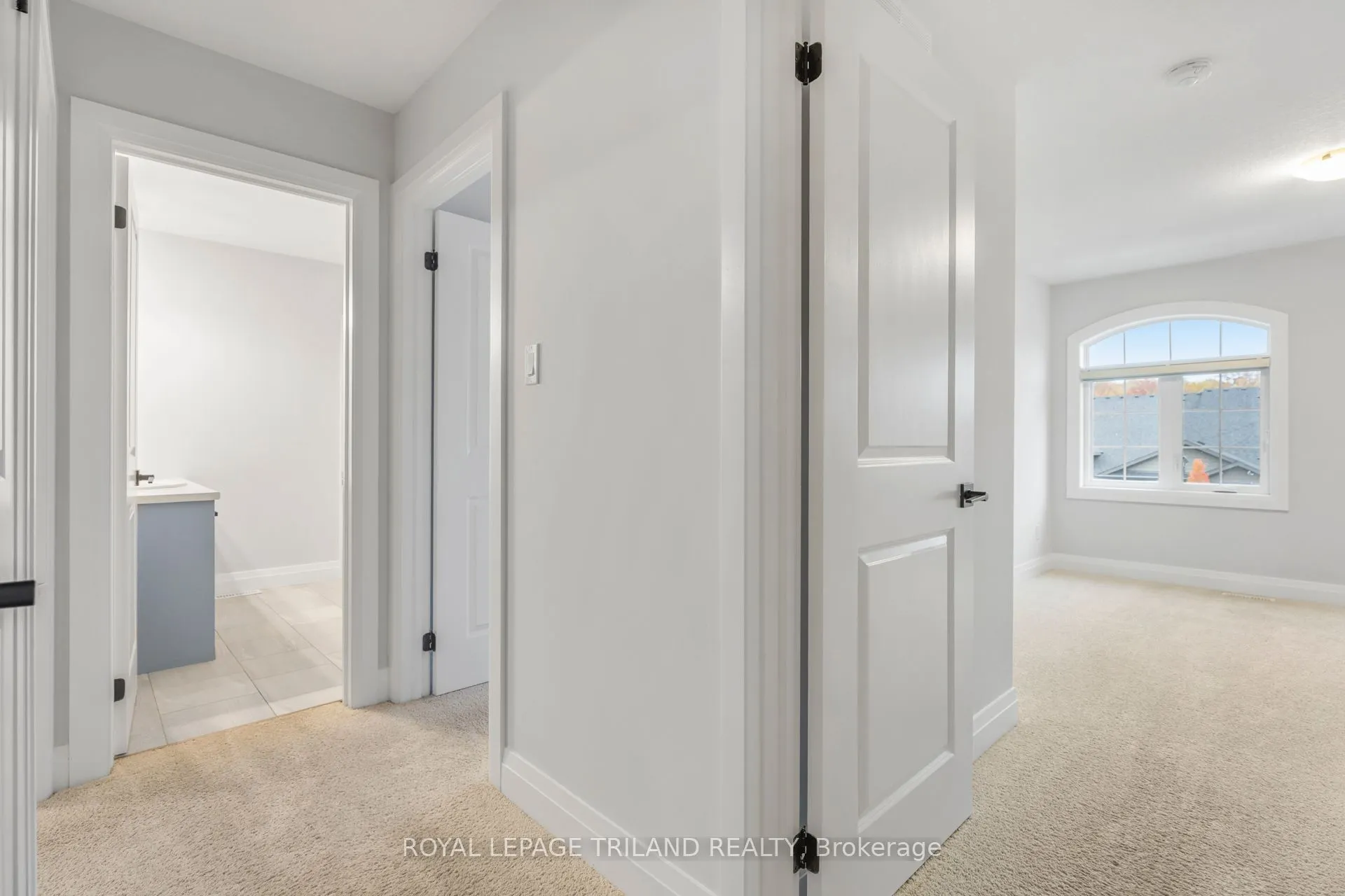 1091 Upperpoint Avenue