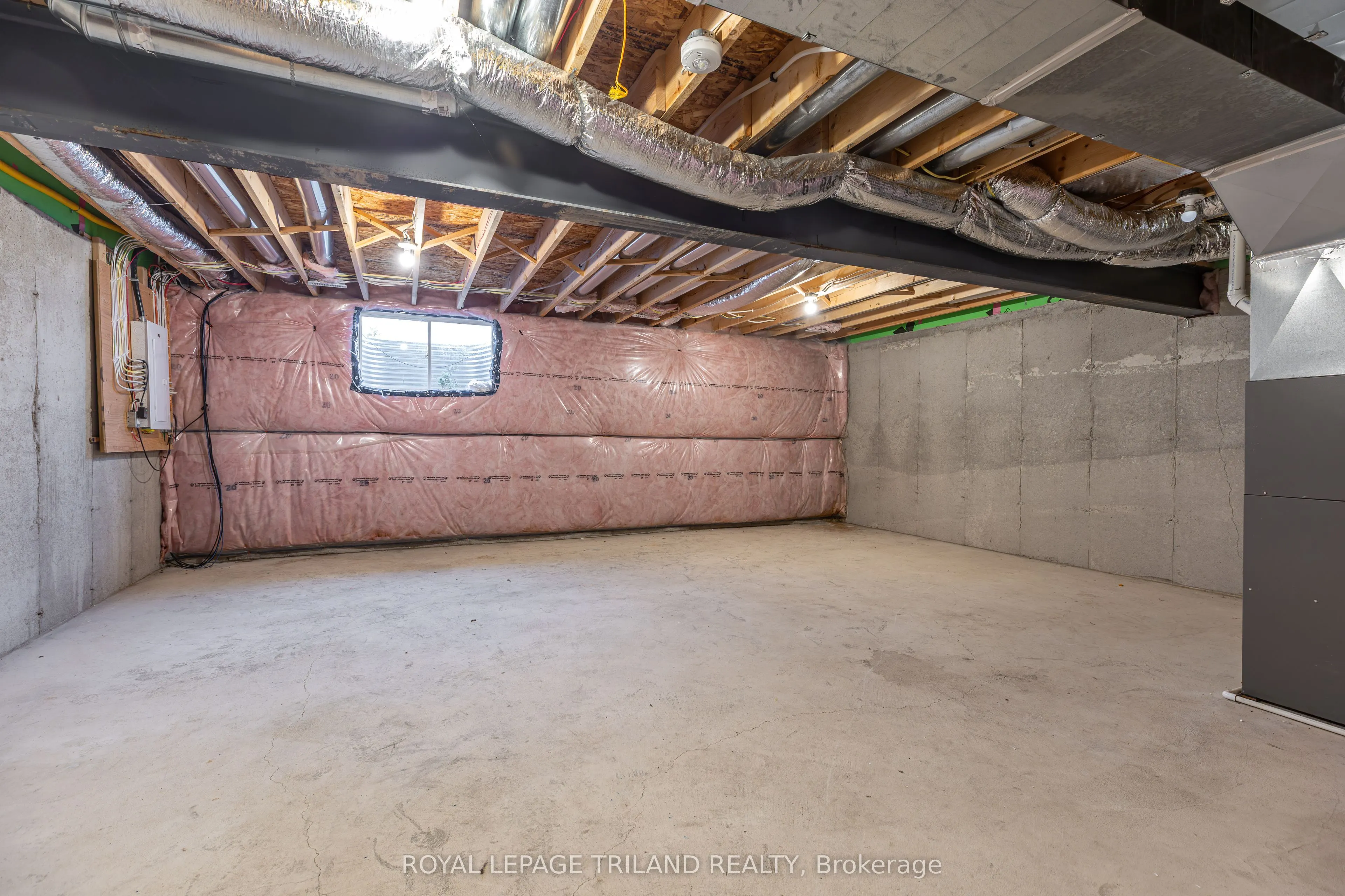 1091 Upperpoint Avenue