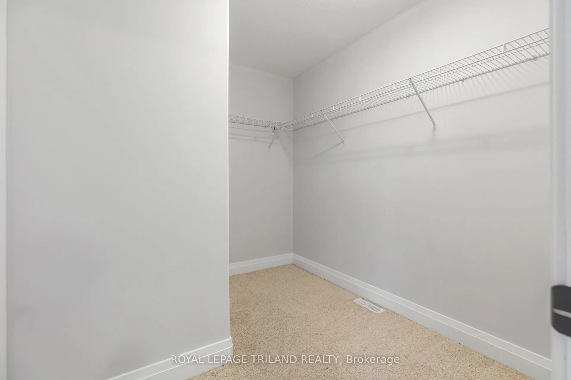 1091 Upperpoint Avenue