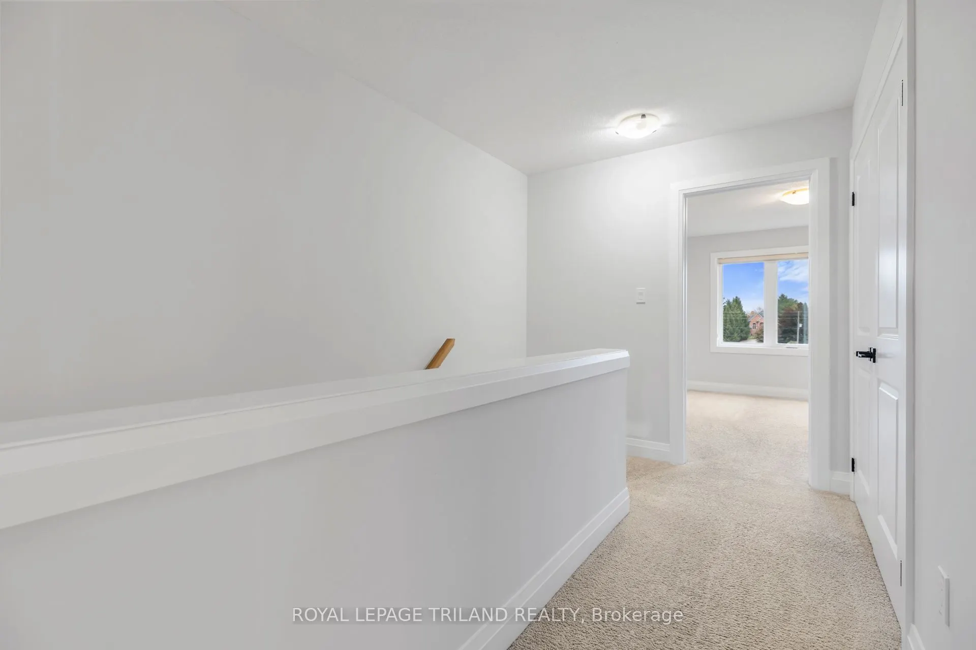 1091 Upperpoint Avenue