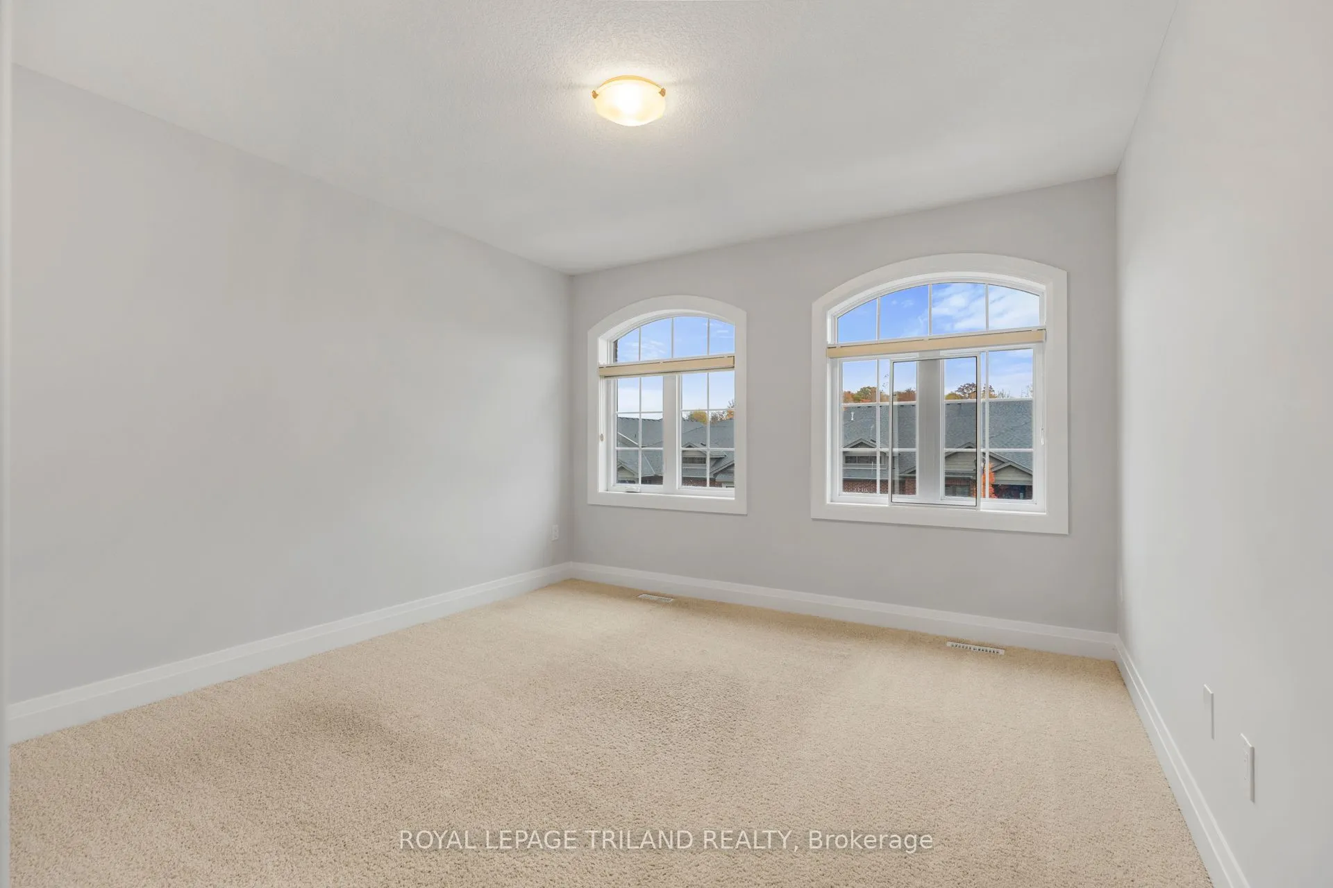 1091 Upperpoint Avenue