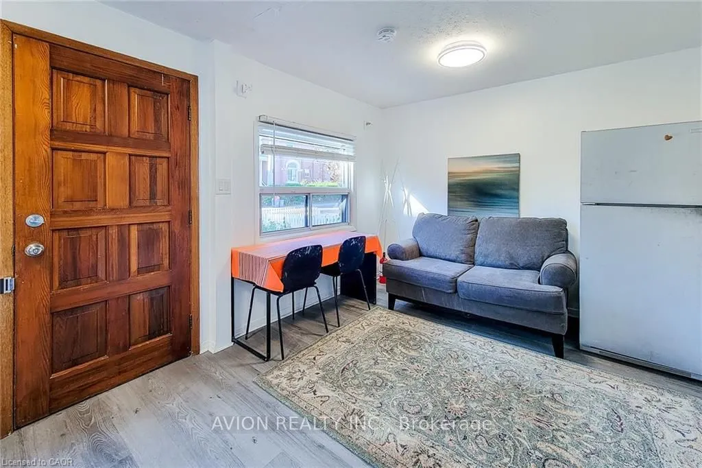 26 BARTON Street W, #1