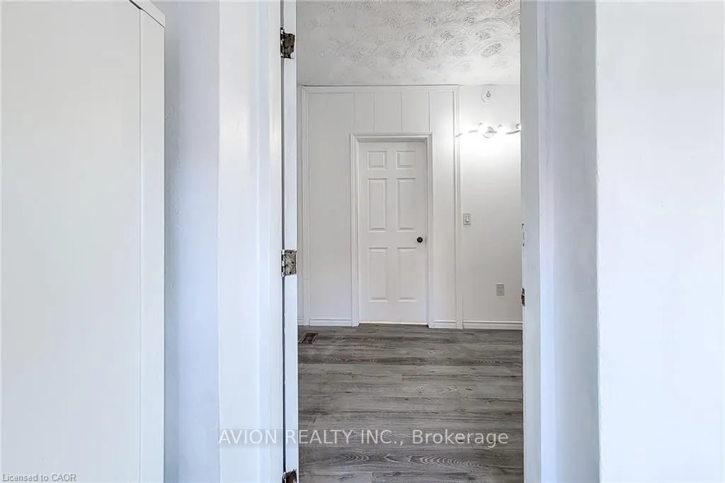 26 BARTON Street W, #2