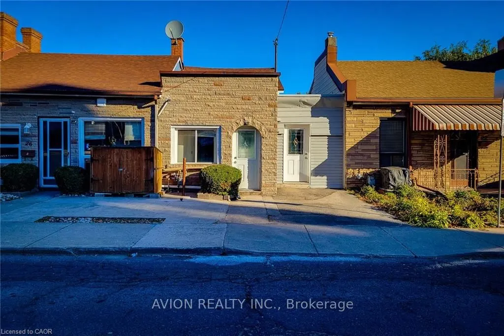 26 BARTON Street W, #2