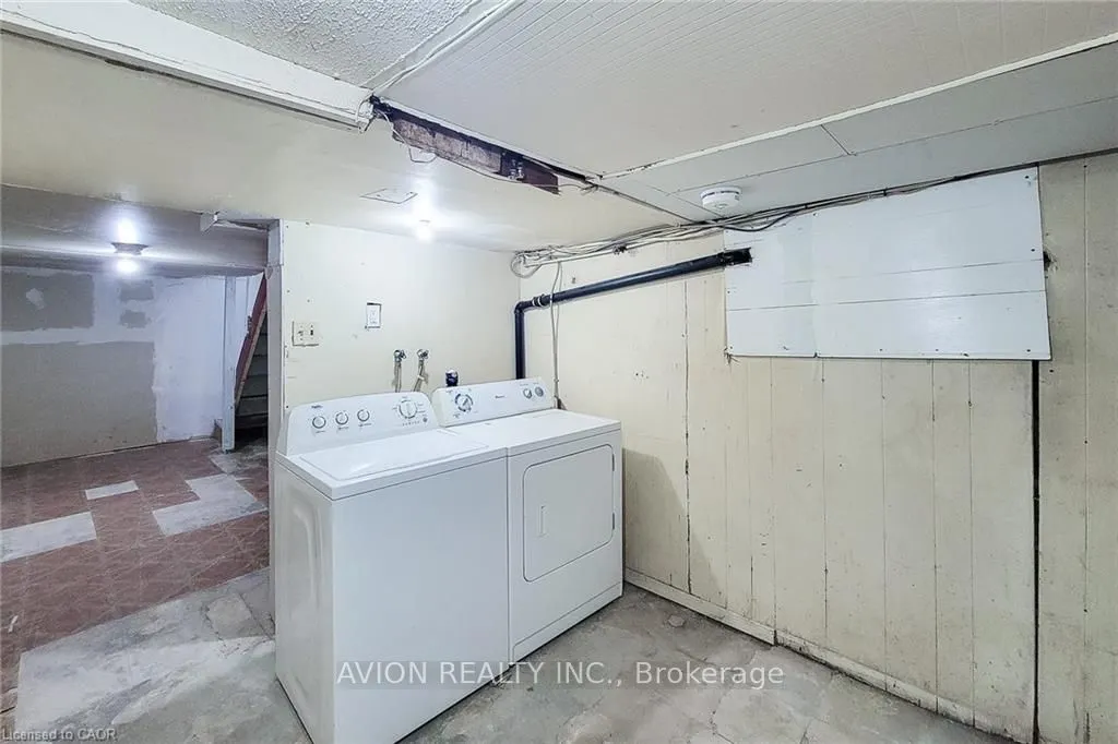 26 BARTON Street W, #2