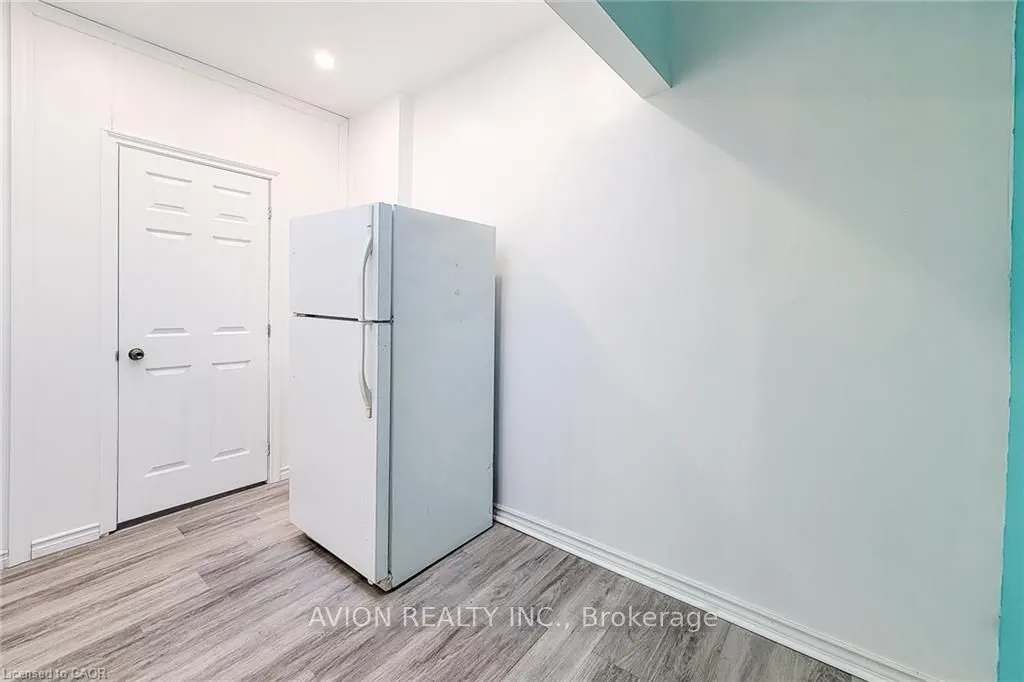 26 BARTON Street W, #2