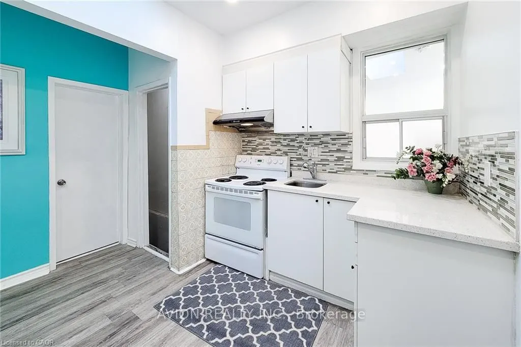 26 BARTON Street W, #2