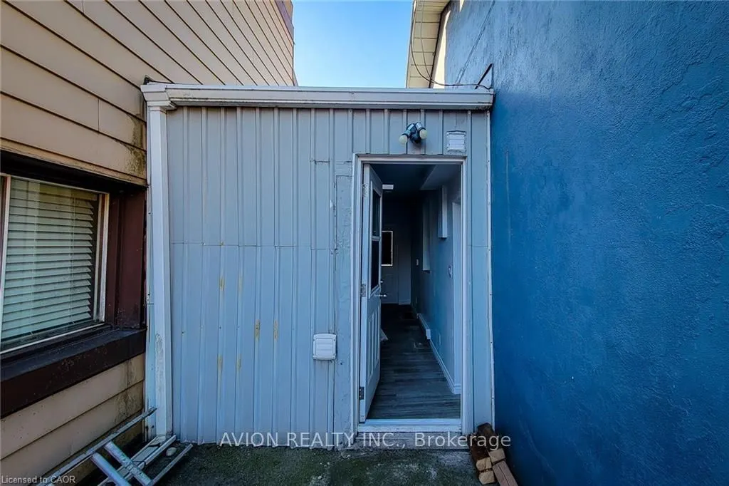 26 BARTON Street W, #2