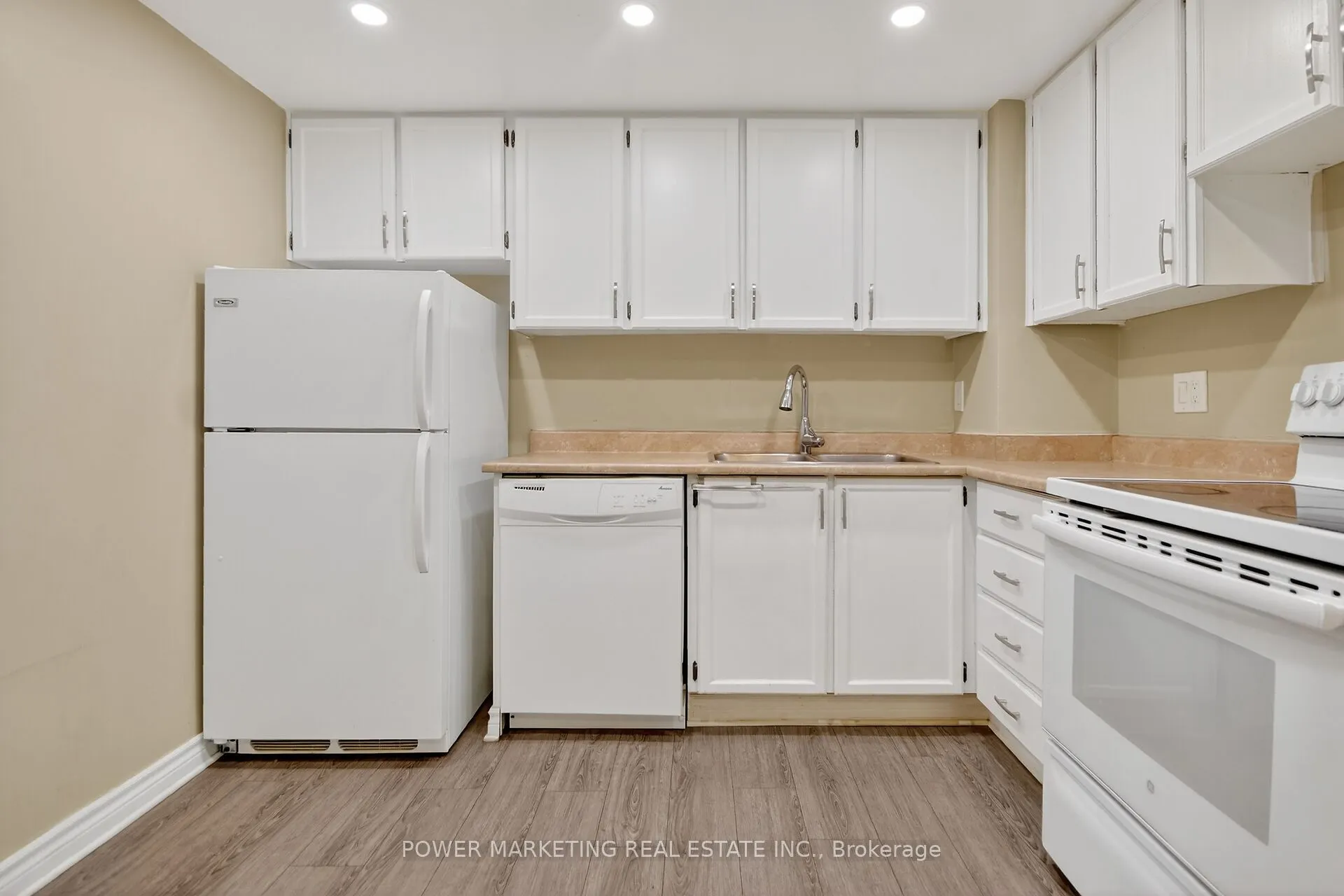 500 LAURIER Avenue W, #2806