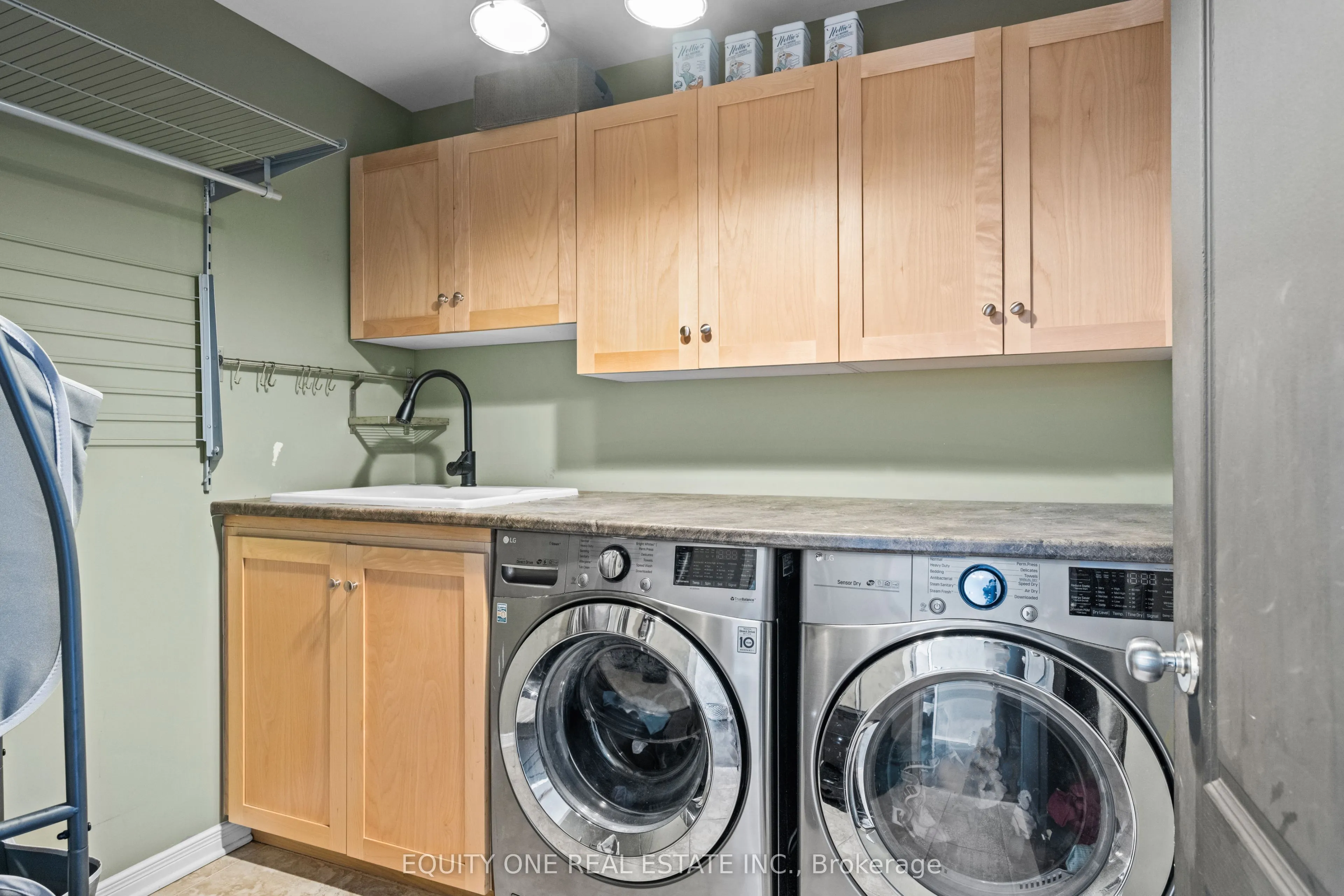 133 Arbourbrook Boulevard