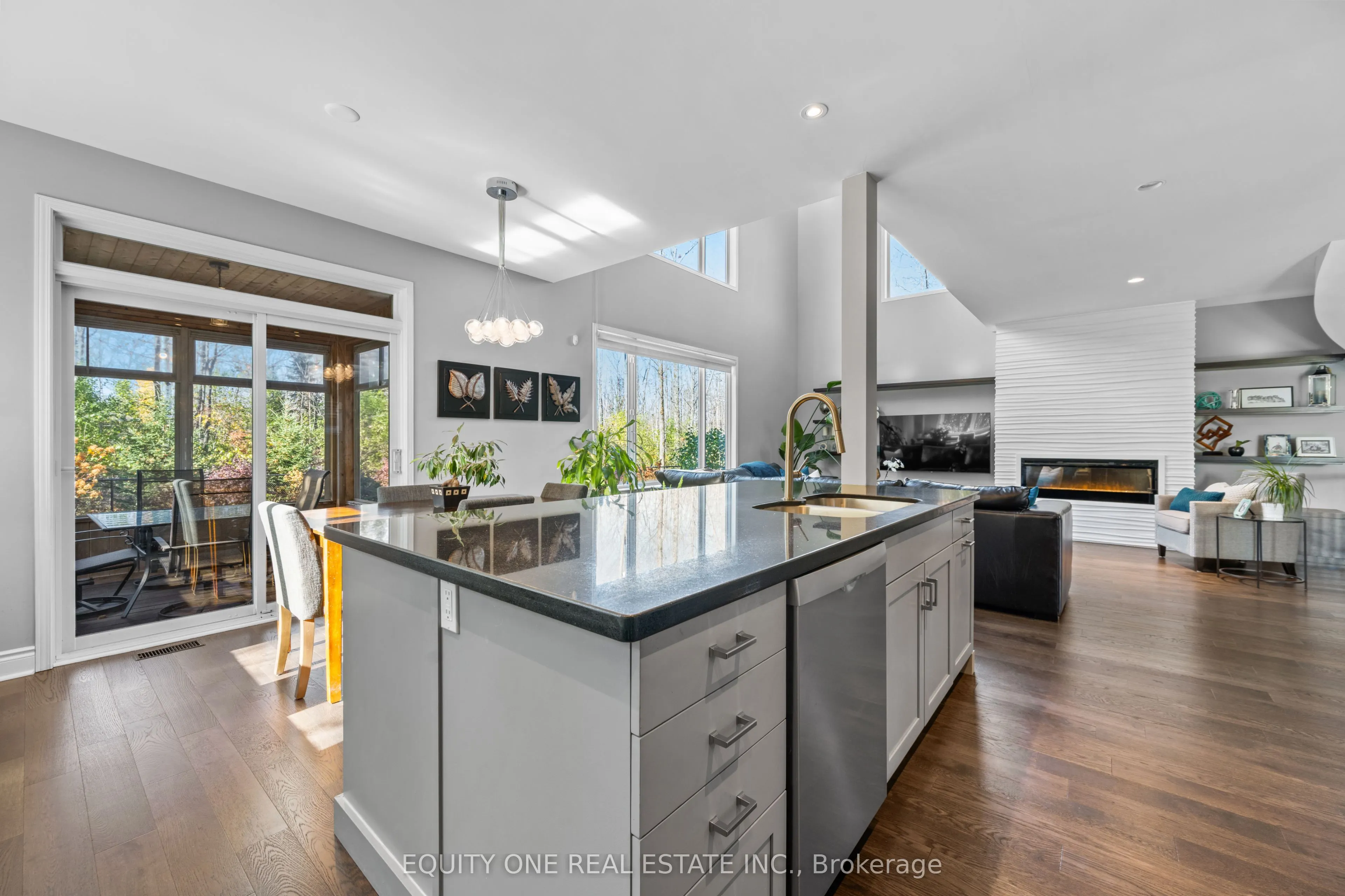 133 Arbourbrook Boulevard