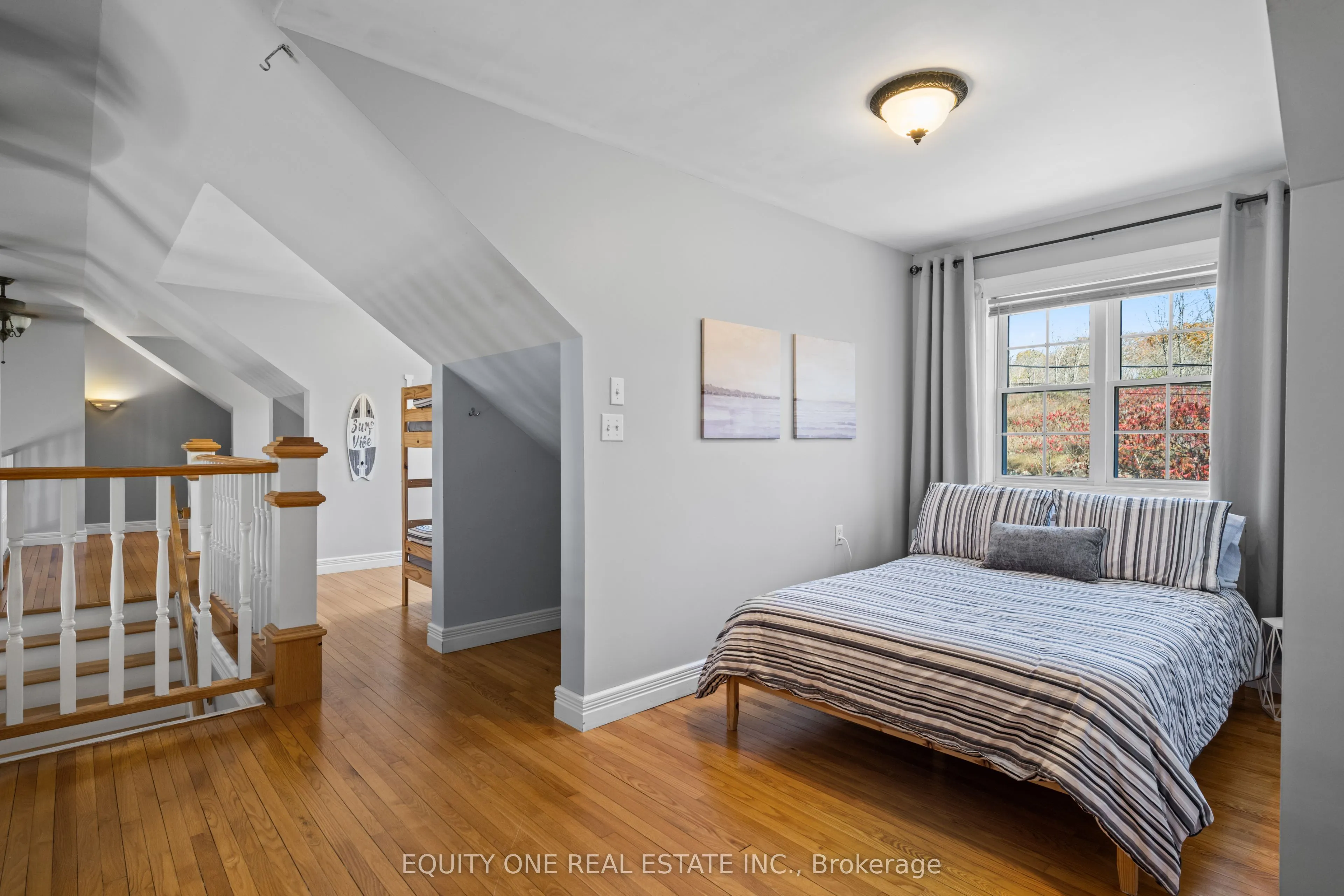 1099c Polar Bear Lane