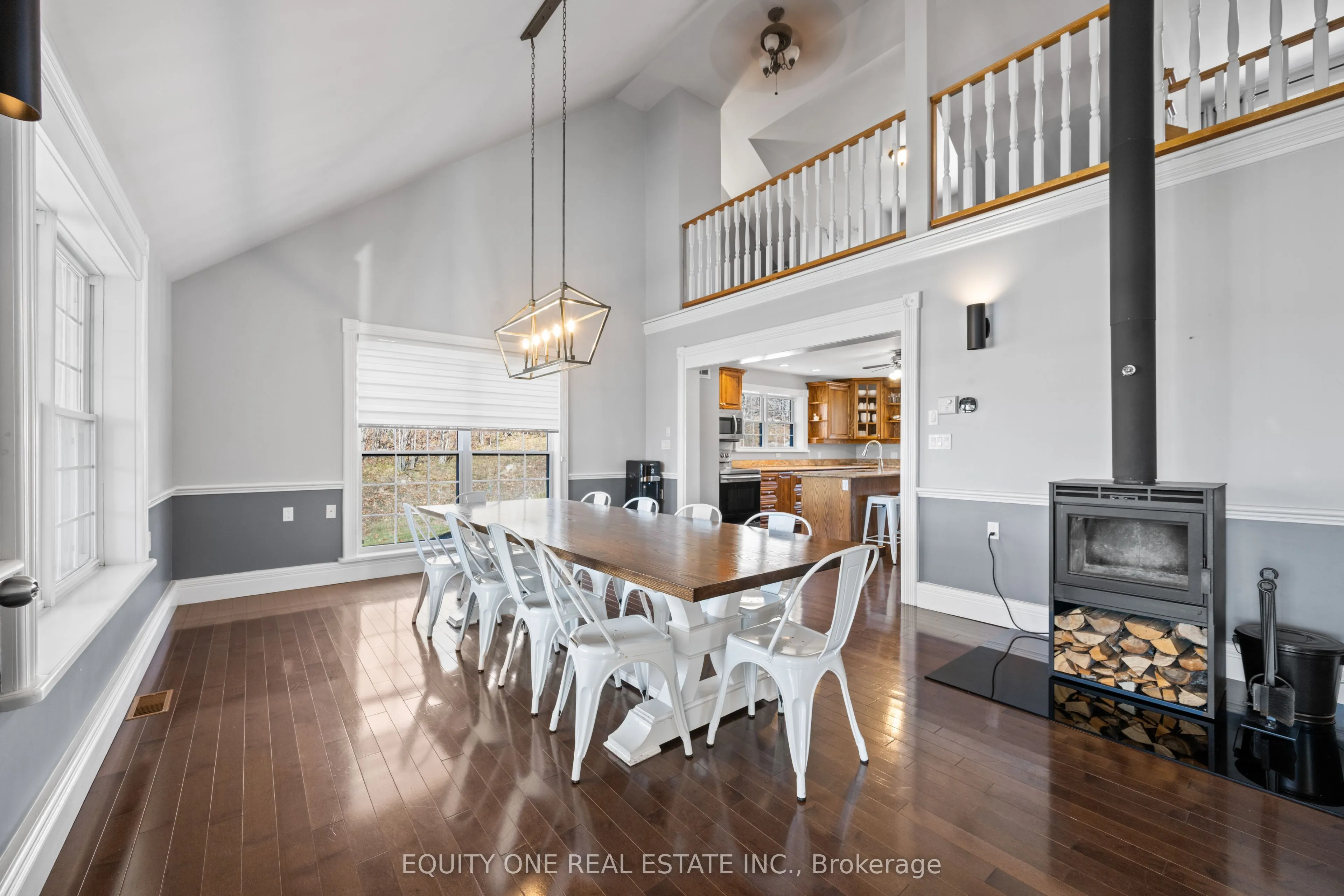 1099c Polar Bear Lane