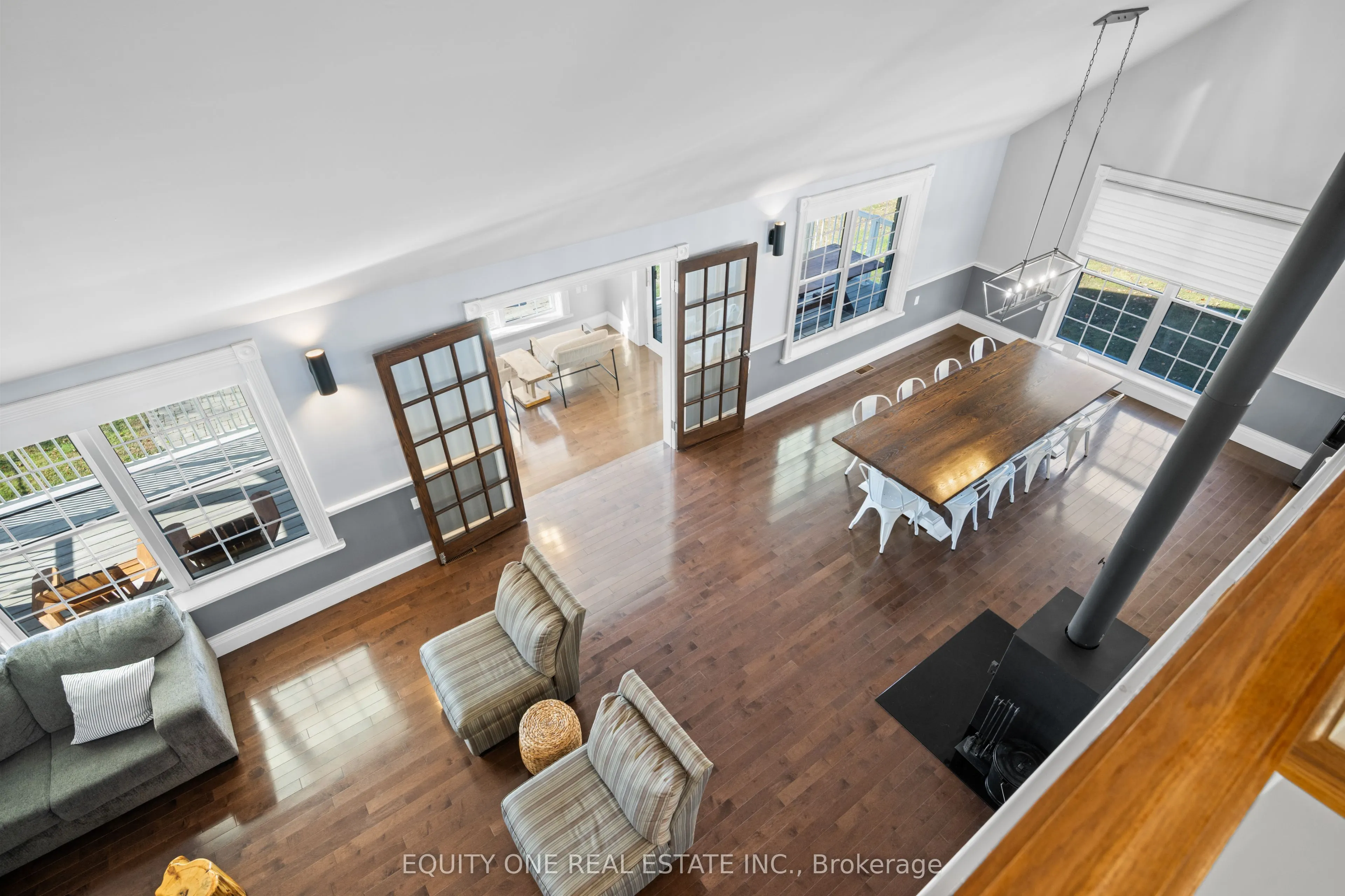 1099c Polar Bear Lane